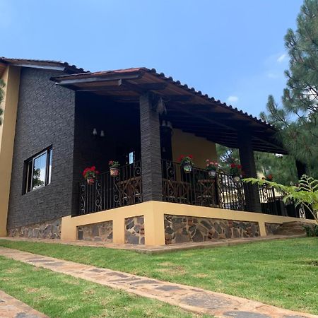 Cabana No.4 Puerta Del Bosque Mazamitla. エクステリア 写真